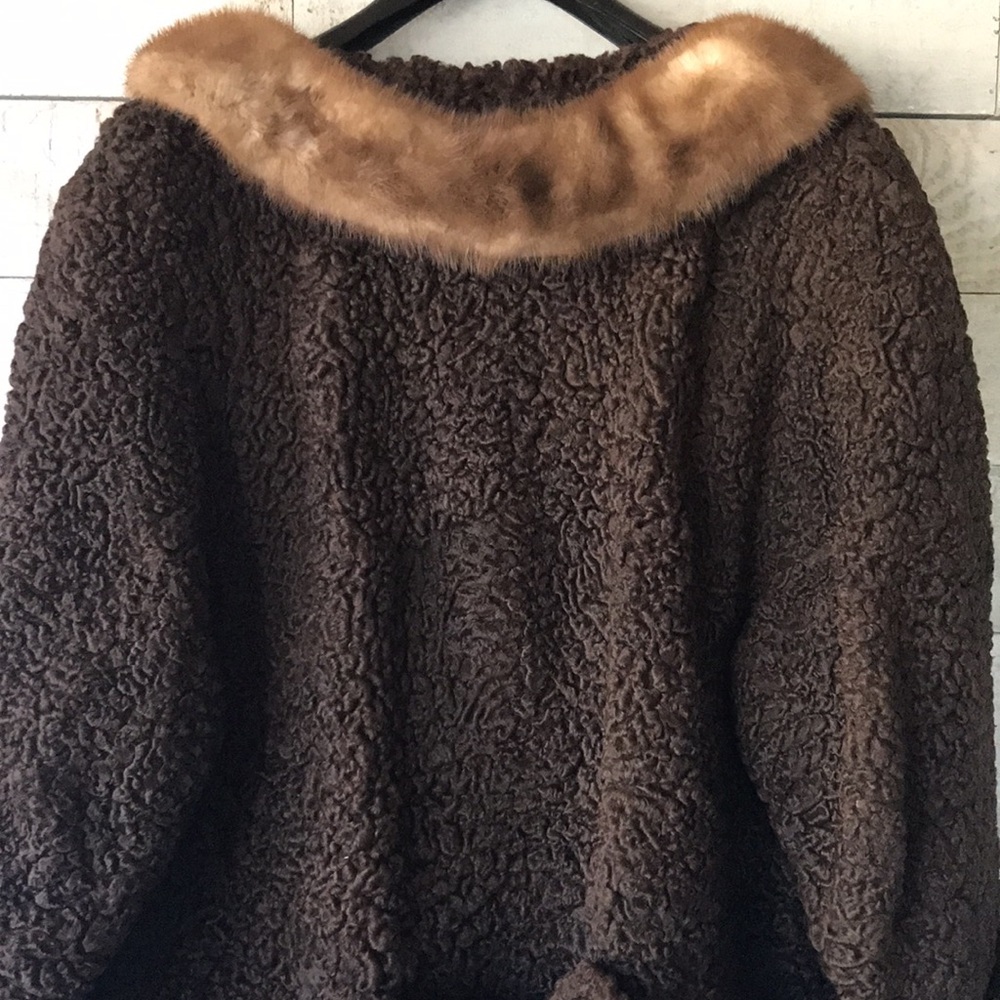 Mid-Century brown Persian lamb mink collar short coat - Picture 4 of 14